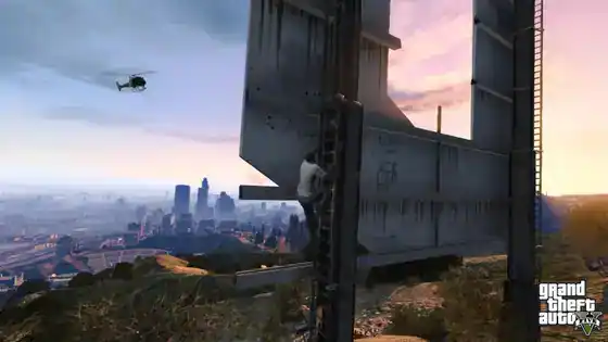 GTA5 048 Vinewood Climbing