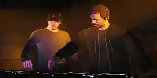 Nightclub: Resident DJ — route or variant image 3