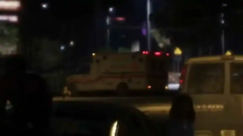 Ambulance design comparison image; not a GTA VI gameplay screenshot