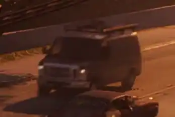 Ford Econoline (4th Gen) design comparison image; not a GTA VI gameplay screenshot