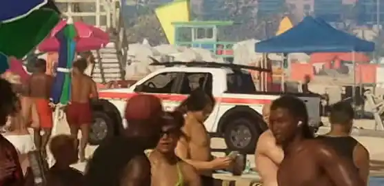 Ford Explorer Sport Trac (Lifeguard) design comparison image; not a GTA VI gameplay screenshot
