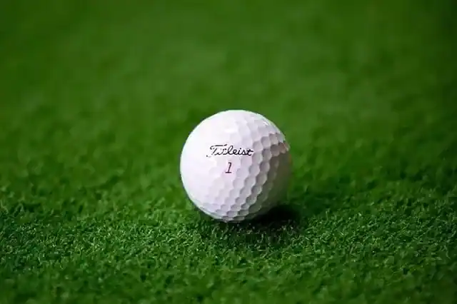 Golf Ball design comparison image; not a GTA VI gameplay screenshot
