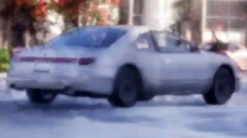 Lincoln Mark VIII design comparison image; not a GTA VI gameplay screenshot