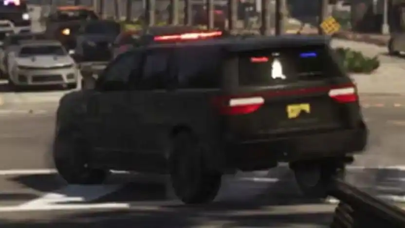 Police Landstalker XL design comparison image; not a GTA VI gameplay screenshot