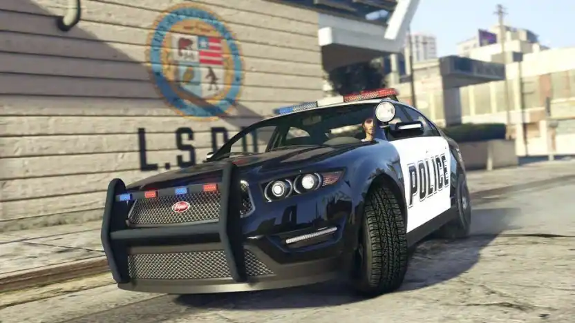 Police Cruiser (Interceptor) — reveal image 7